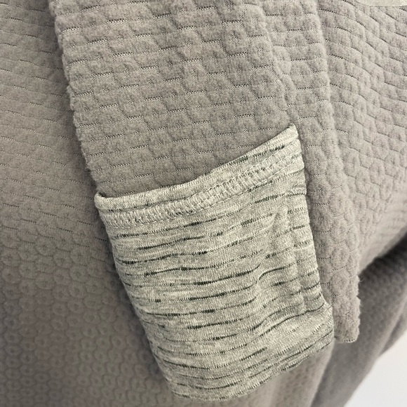 Nike Women’s Crew Sphere Running Mid Layer Top Long Sleeve Shirt Therma NEW - Picture 4 of 8